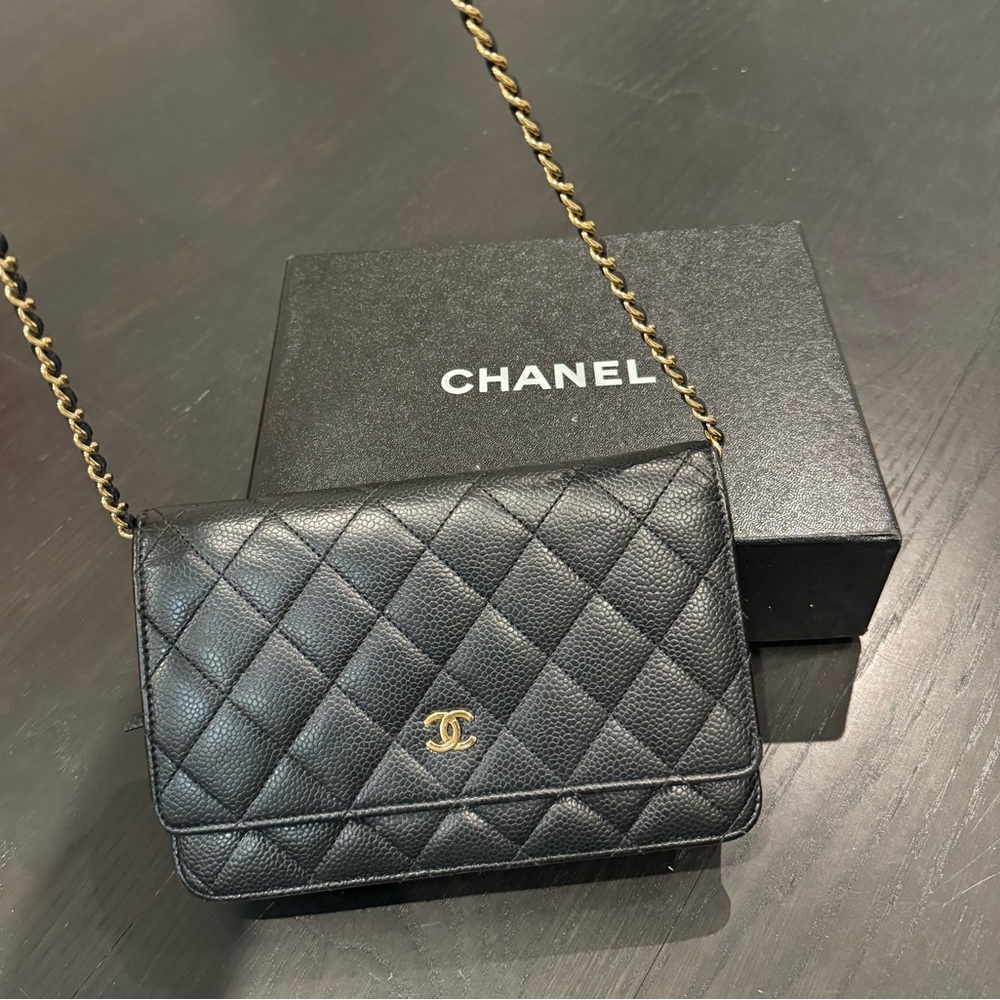 Chanel Classic Wallet on Chain caviar